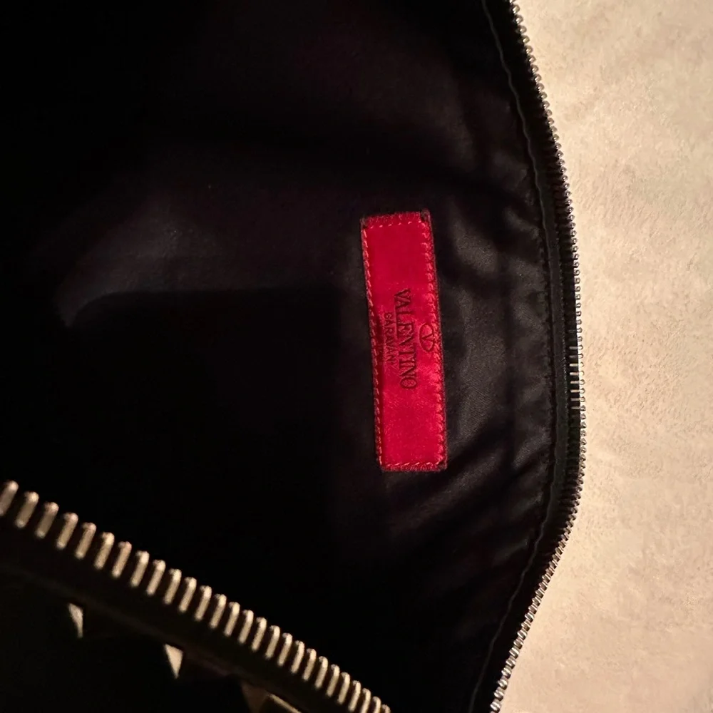 Valentino Garavani Rockstud clutch - Picture 6 of 10